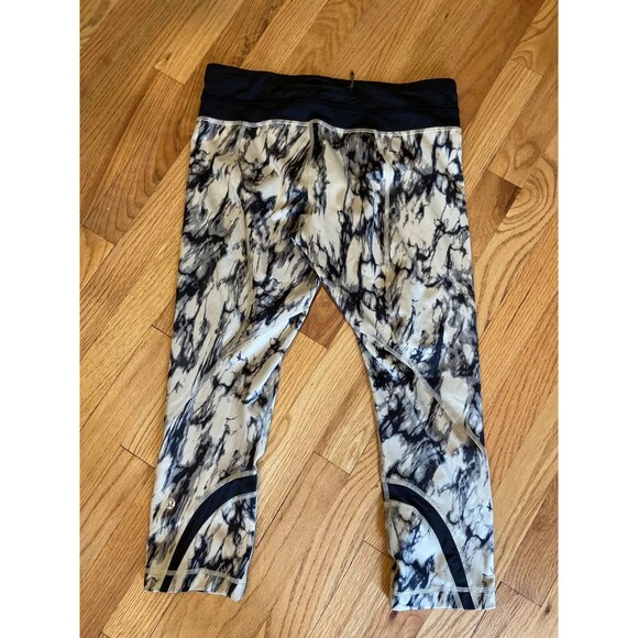 Lululemon Size 8 Run Inspire Crop Pants Great Granite Black Mojave Tan Athletic - Picture 1 of 4